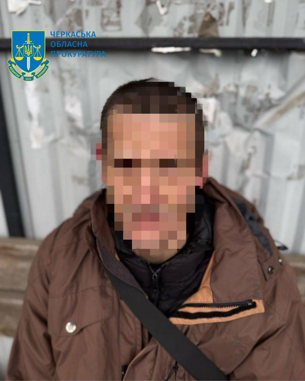 Шпигував за навчальними центрами і не тільки: СБУ затримала агента ФСБ, який коригував удари РФ по Черкащині. Фото