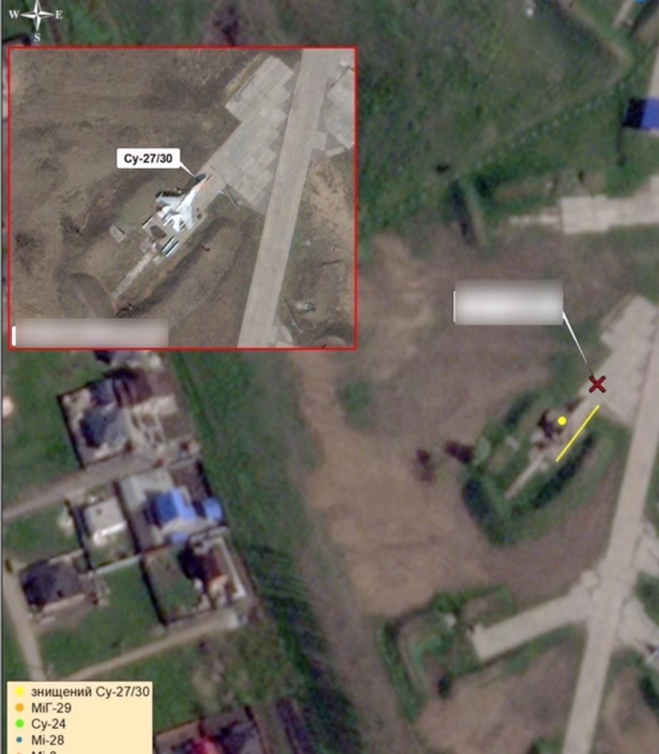 На аеродромі в Ростові-на-Дону сили спротиву спалили винищувач Су-30СМ. Відео