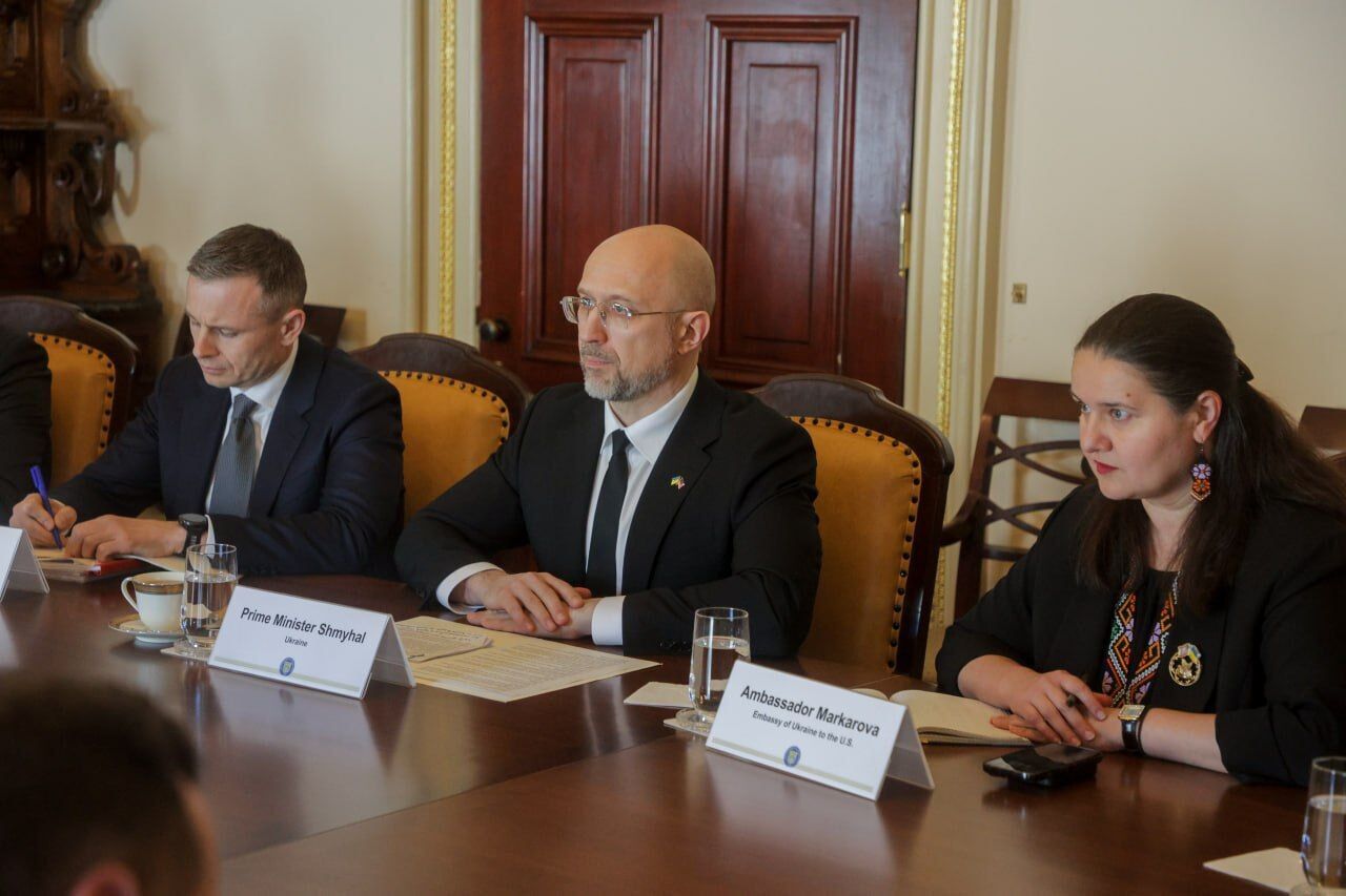 Соглашение о недрах и зона свободной торговли между Украиной и США: Шмыгаль и Бессент провели переговоры в Вашингтоне. Фото