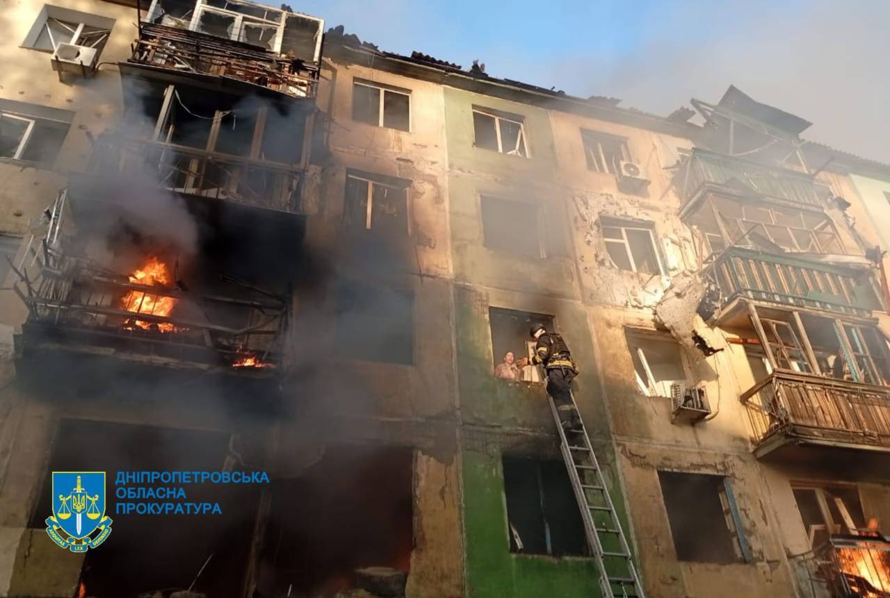Окупанти атакували Павлоград: загинуло три людини, 15 постраждали. Фото