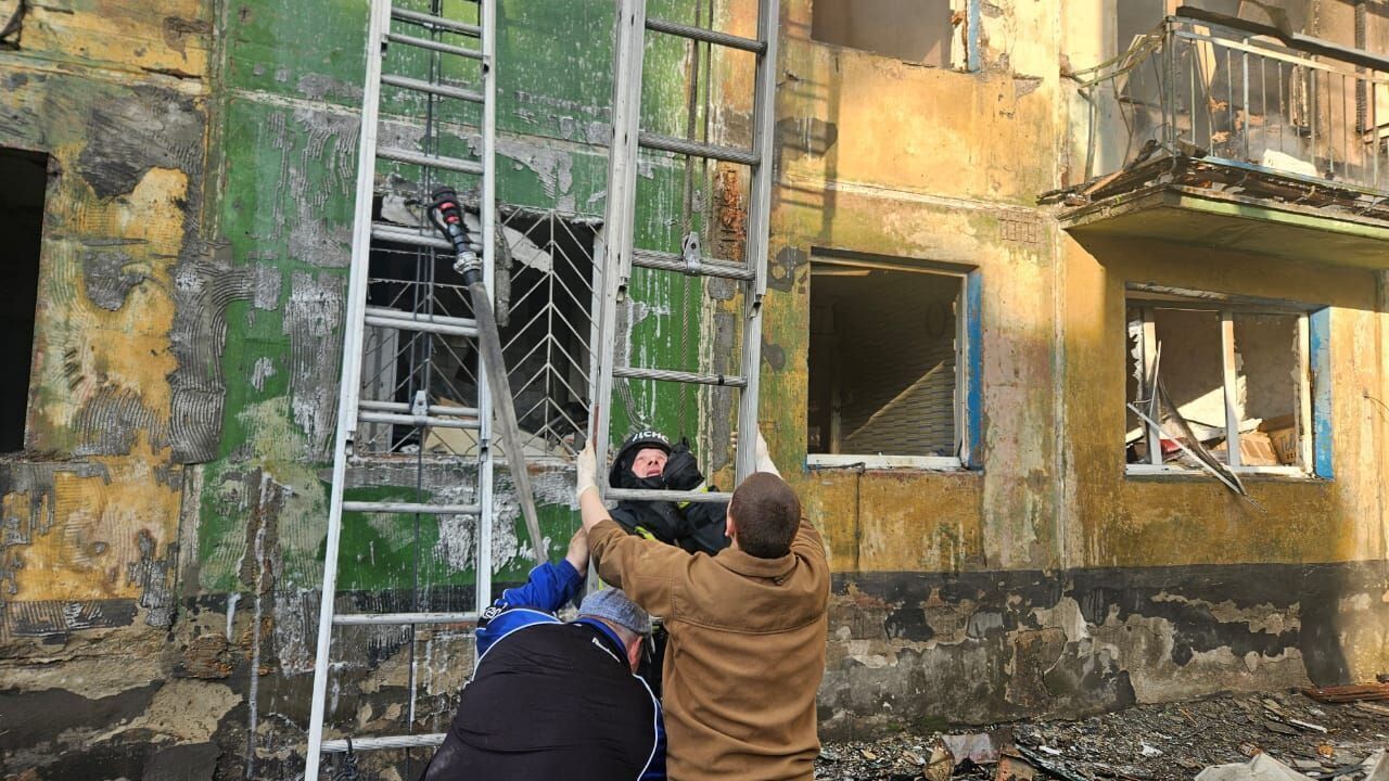 Окупанти атакували Павлоград: загинуло три людини, 15 постраждали. Фото