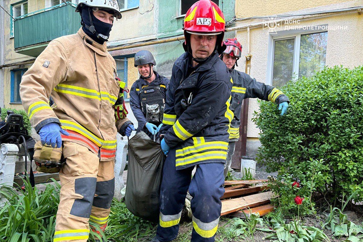 Окупанти атакували Павлоград: загинуло три людини, 15 постраждали. Фото