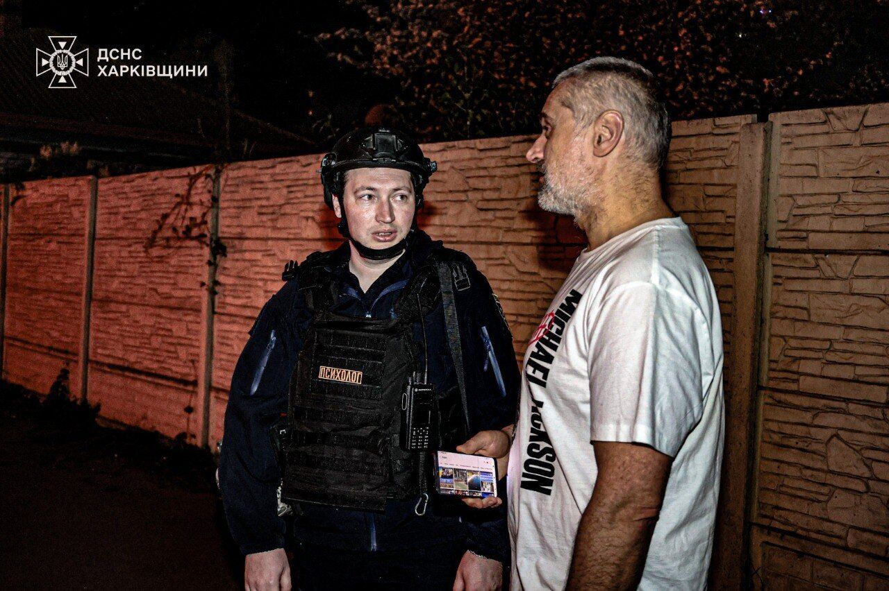 Россия ночью атаковала Харьков "Шахедами", горело гражданское предприятие: появились подробности. Фото