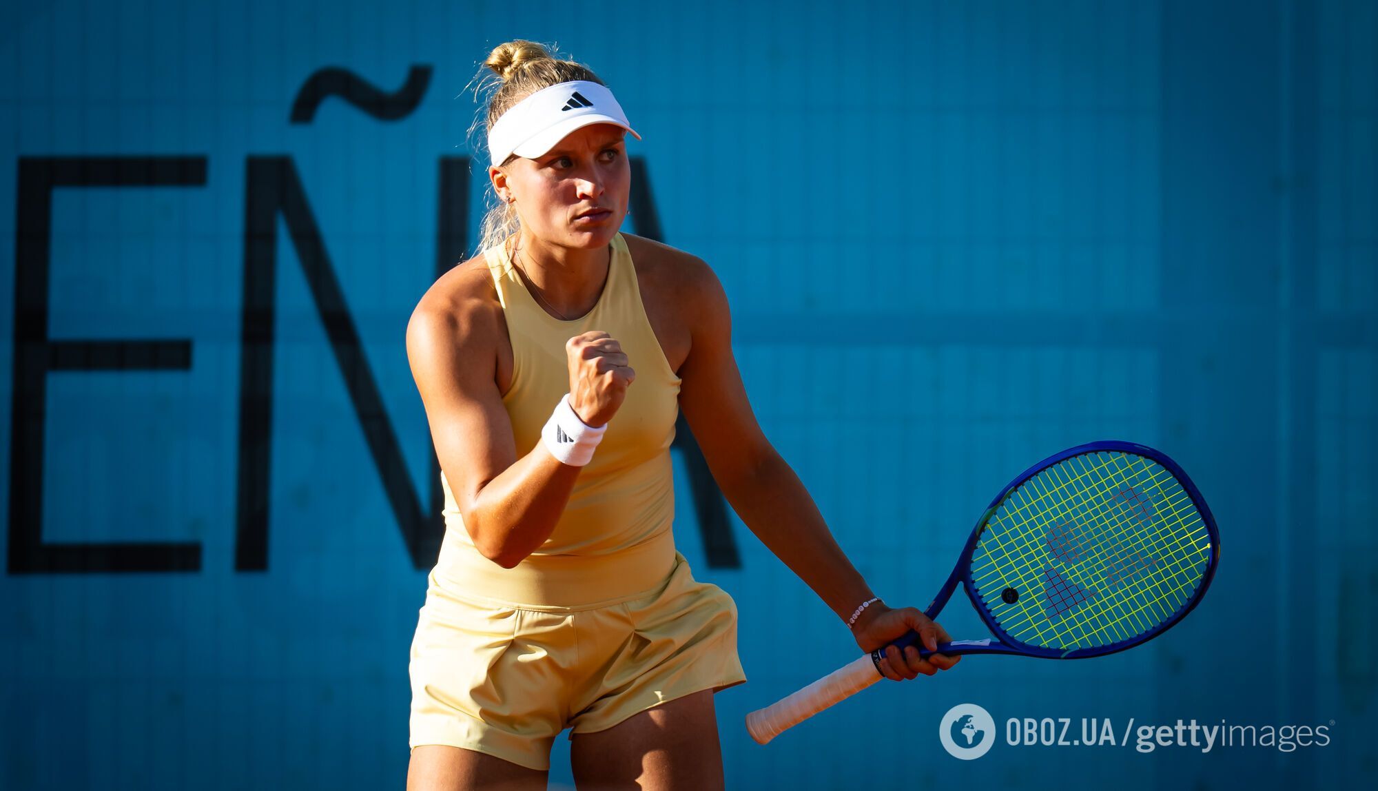 Українська тенісистка програвала росіянці 2:6, 1:3, але створила сенсацію, вигравши вирішальний сет 6:0. Відео