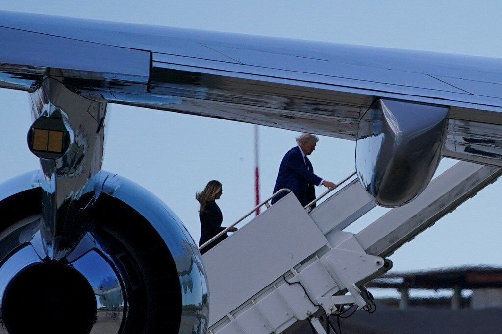 Зеленский встретился с Трампом в Ватикане: все детали, фото и видео
