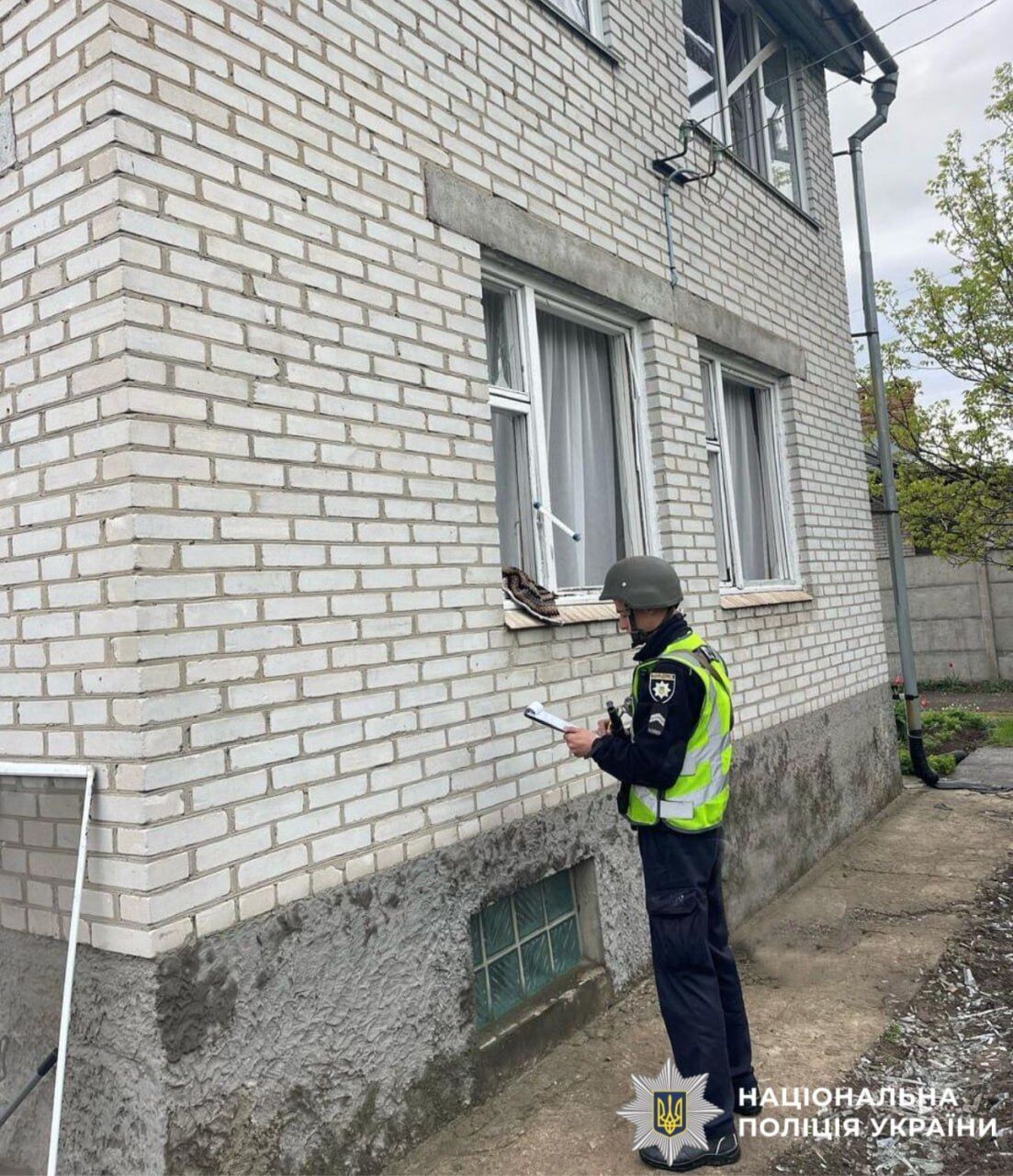 Повреждены дома: в КОВА рассказали о последствиях российской атаки на Киевщину. Фото
