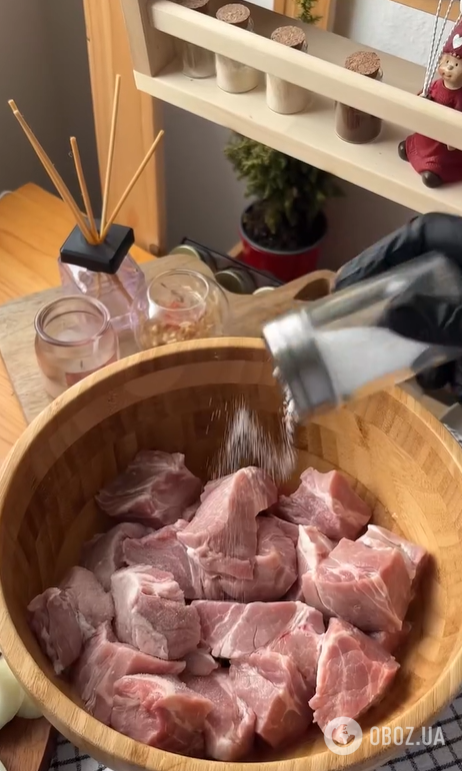 Сочный шашлык в маринаде с газировкой: мясо получится идеальным