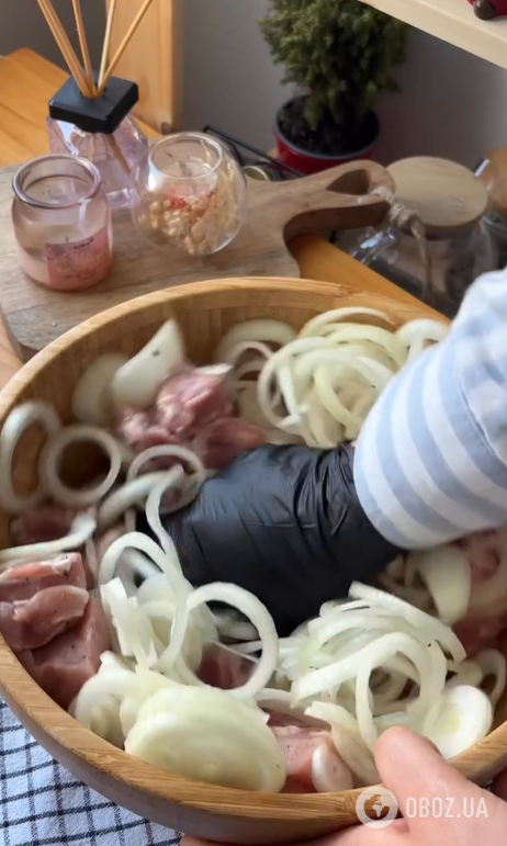 Сочный шашлык в маринаде с газировкой: мясо получится идеальным