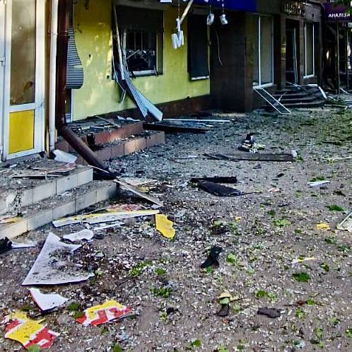 Выбило не менее 150 окон: появились фото последствий ночной атаки на Днепр