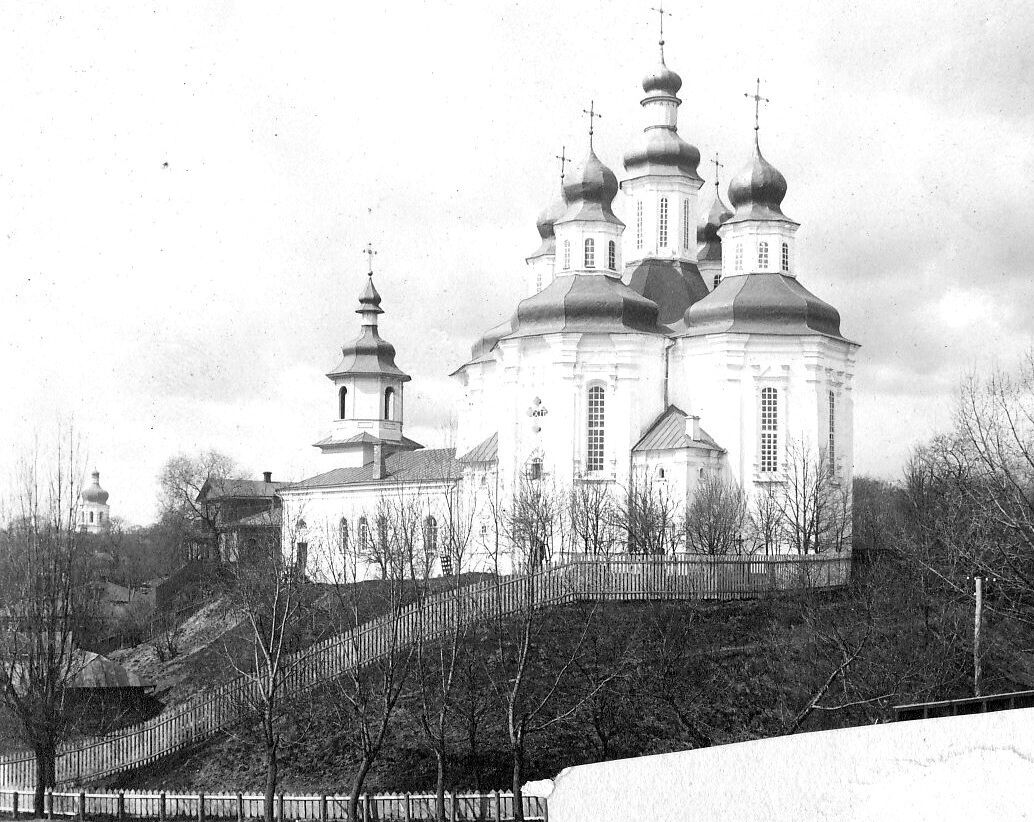 Город церквей: в сети показали старые фото Чернигова