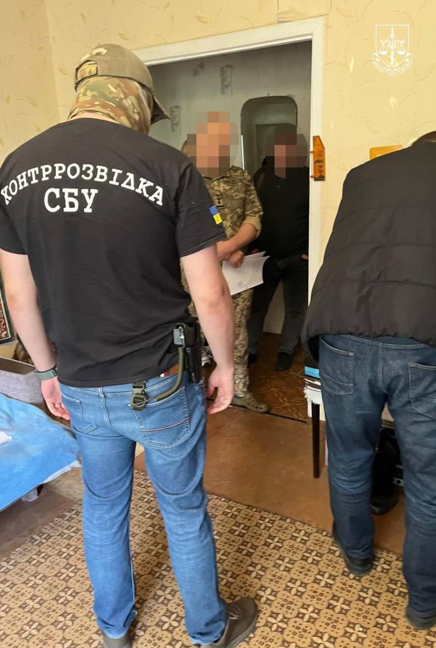 Поставили в ВСУ бракованные минометные снаряды: СБУ задержала руководство оборонного завода на Днепропетровщине. Фото