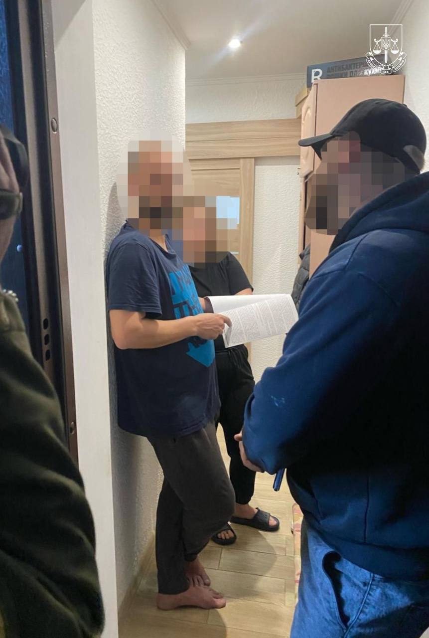 Поставили в ВСУ бракованные минометные снаряды: СБУ задержала руководство оборонного завода на Днепропетровщине. Фото