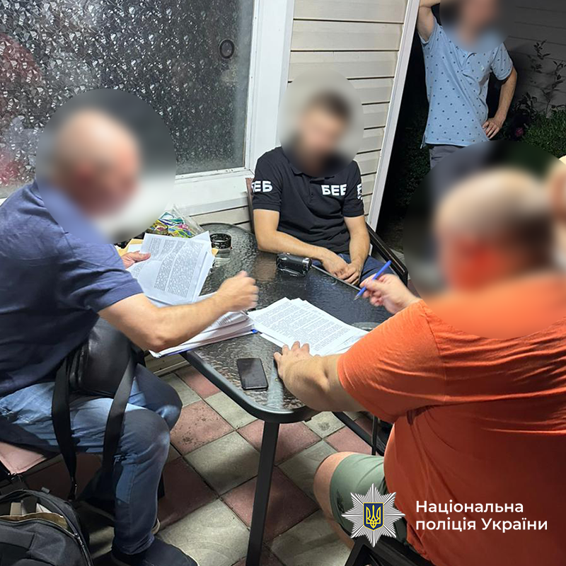Зловмисники легалізували 40 млн грн через нерухомість та автомобілі