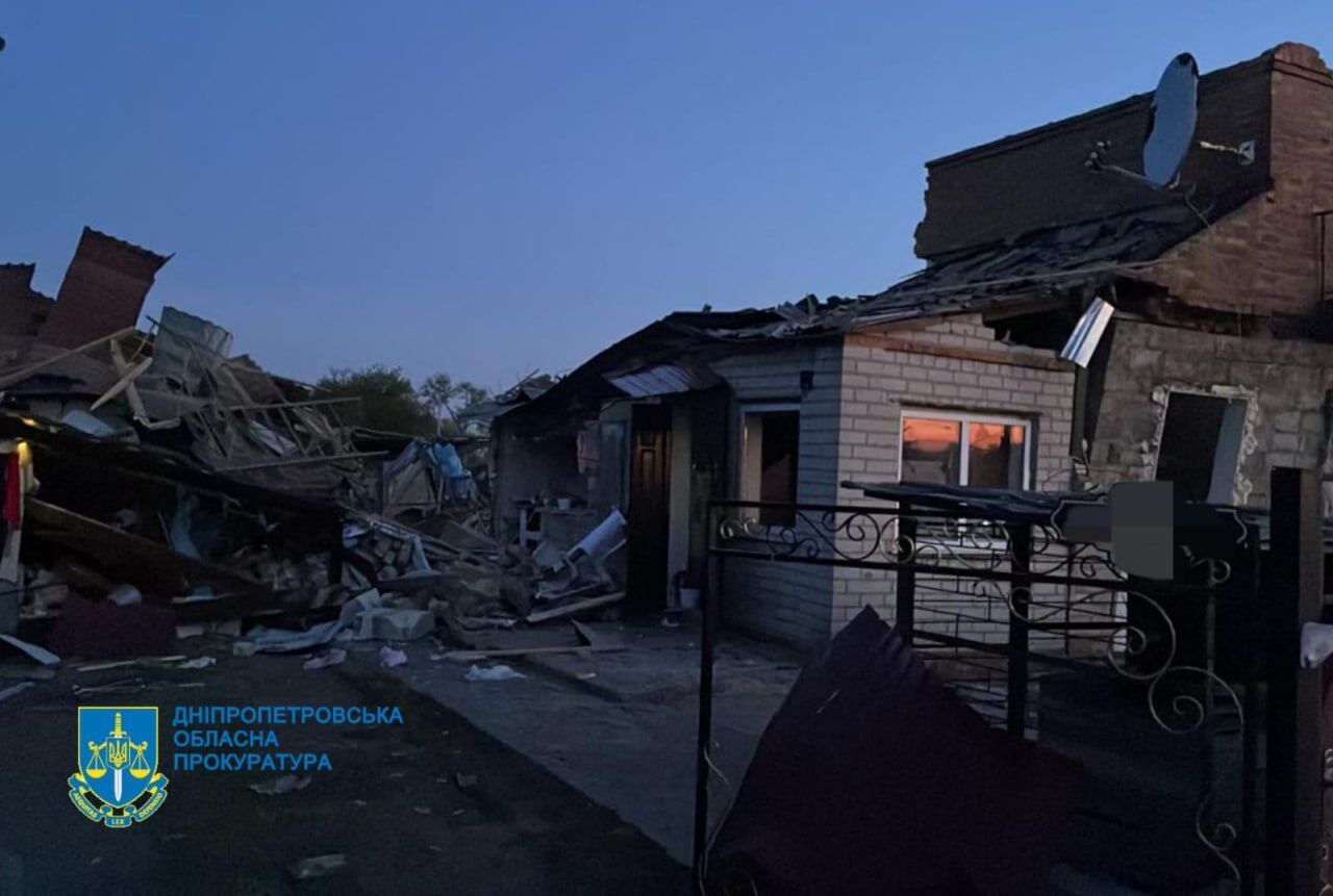 Загинула 12-річна дівчинка, є постраждалі: окупанти завдали ударів по Дніпропетровщині. Фото