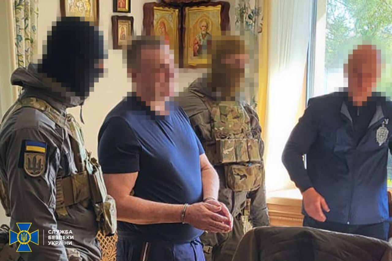 Поставили в ВСУ бракованные минометные снаряды: СБУ задержала руководство оборонного завода на Днепропетровщине. Фото