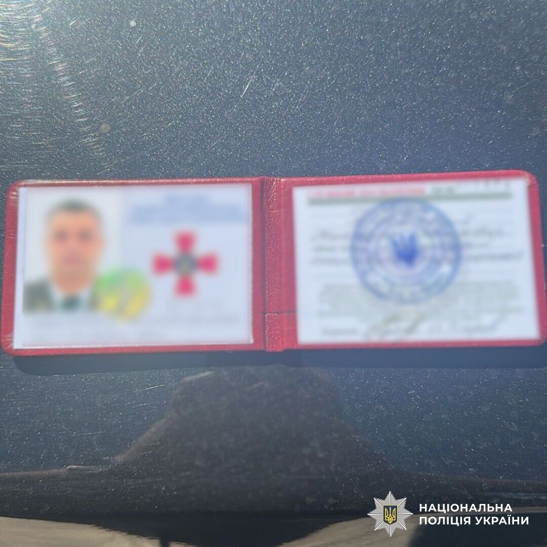 Обещал устроить уклониста в ГУР МО за $5 тыс.: в Киеве с поличным задержали злоумышленника. Фото