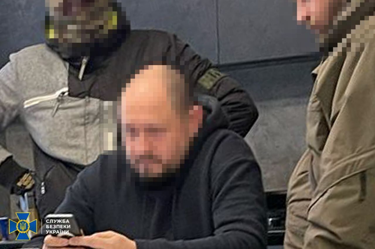 СБУ затримала керівника управління контролю за підакцизними товарами Сумської ДПС