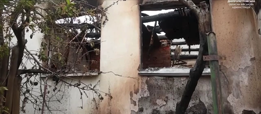 "Думали, что сойдем с ума": жители Днепра рассказали об атаке "шахедов" на город и взрывах, от которых стучали зубы. Видео