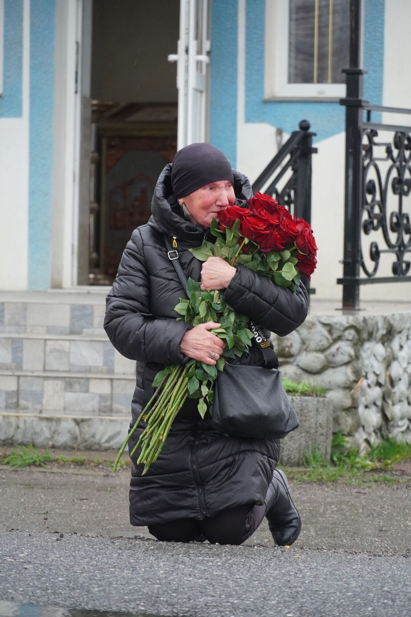 Стоял на защите Украины от российских оккупантов: в Хотине провели в последний путь младшего сержанта Геннадия Рясова. Фото