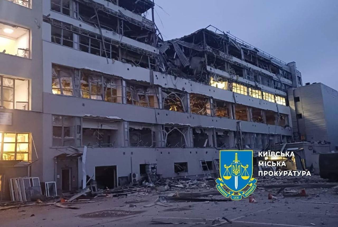 Нашли тело погибшего: появились новые детали удара баллистикой по Киеву