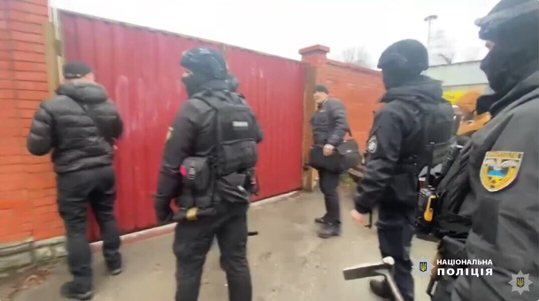 Обеспечивала наркотиками все регионы Украины: в Киеве разоблачили банду наркодилеров с оборотом в миллионы гривен. Фото и видео