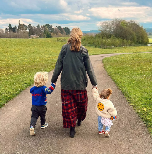 Большой друг Украины: как выглядят дети Бориса Джонсона и чем занимаются. Фото