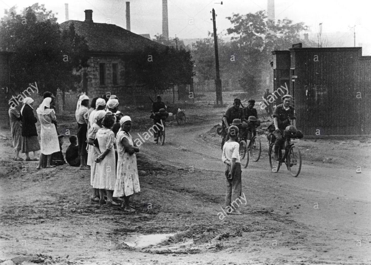 Яким був Луганськ під час окупації у 1942 році: архівні фото 