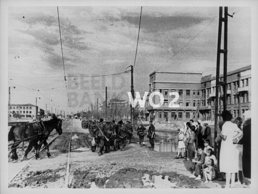 Яким був Луганськ під час окупації у 1942 році: архівні фото 
