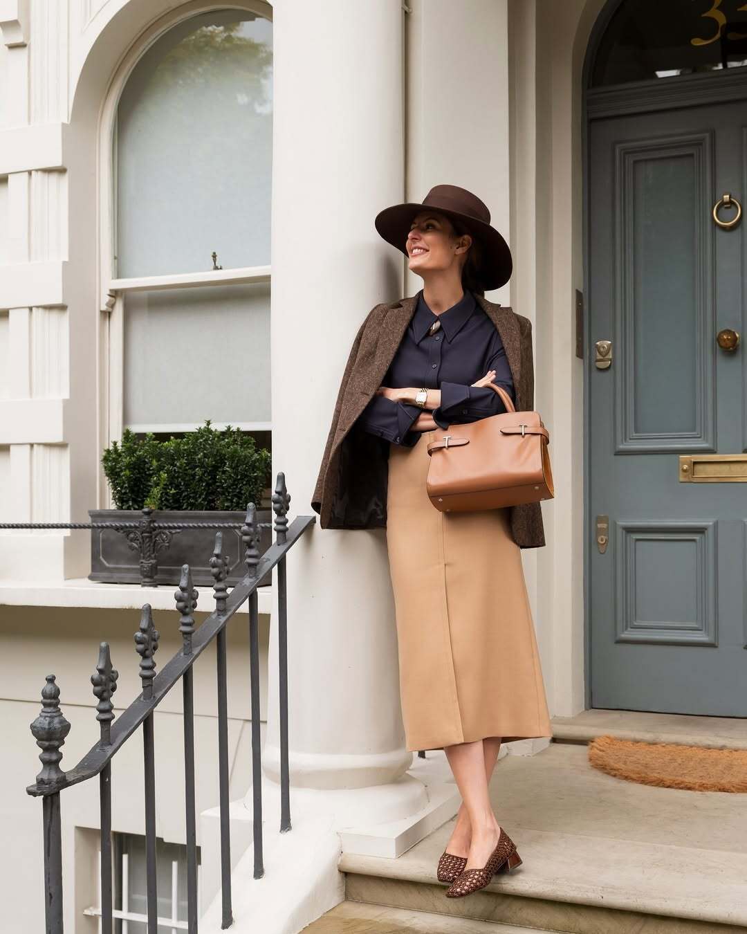 "Улюблене взуття француженок" підкорило модниць в усьому світі: з чим його носити 