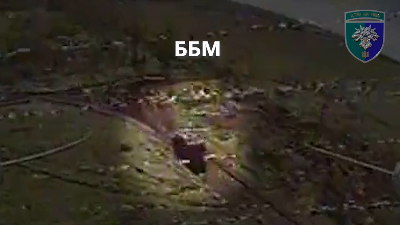 На Покровському напрямку знищили САУ і бронемашину ворога: відео