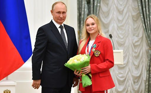 "Українці набридли": чемпіонка ОІ з РФ цинічно поскаржилася у МОК на нашу країну