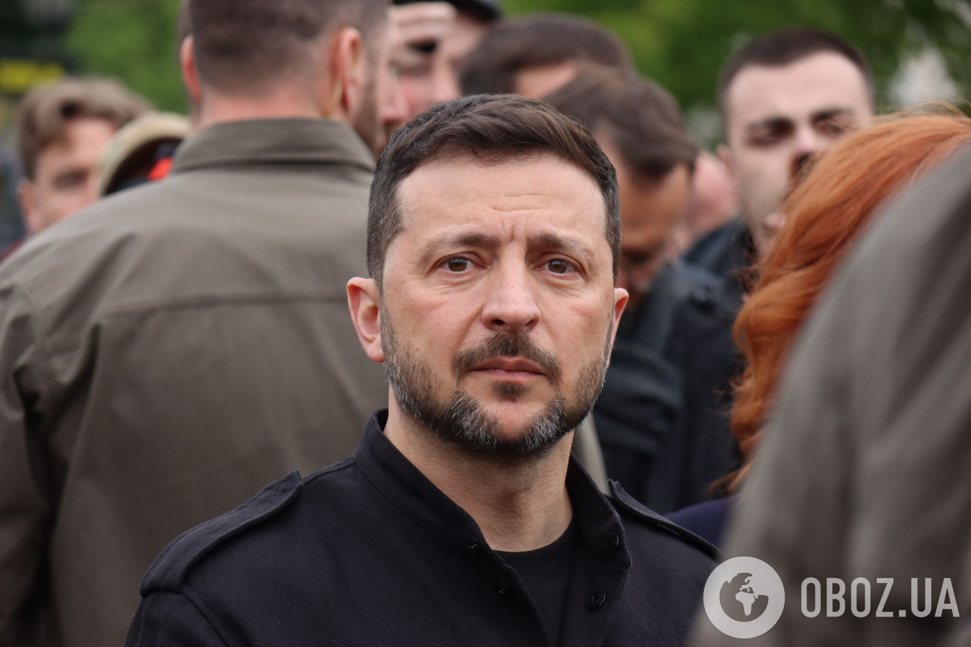 Зеленский, Макрон и Стармер после заседания "коалиции желающих" прогулялись по центру Киева. Фото и видео