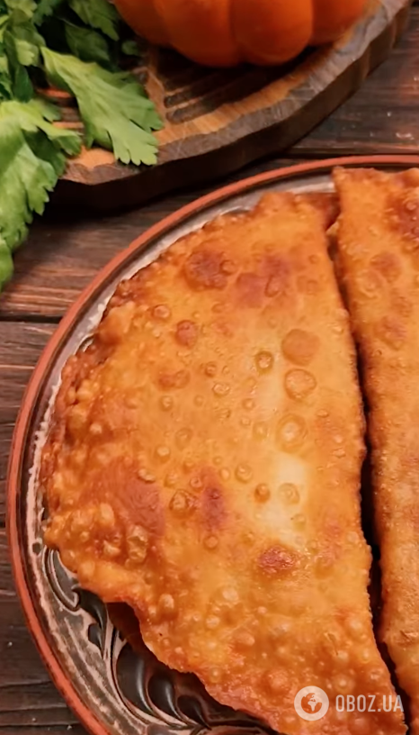 Готовые чебуреки