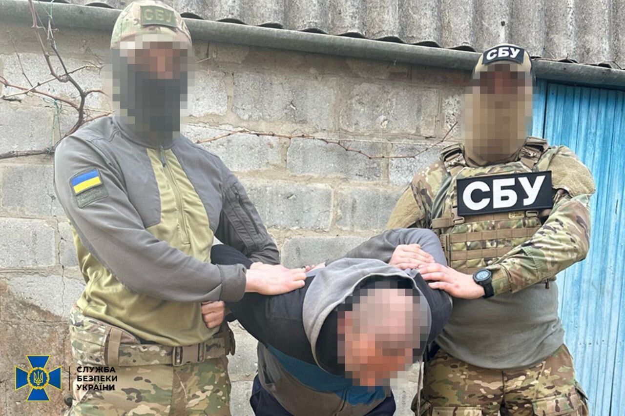 Были завербованы дистанционно: СБУ задержала корректировщиков, которые наводили удары РФ по Днепру и Краматорску. Фото