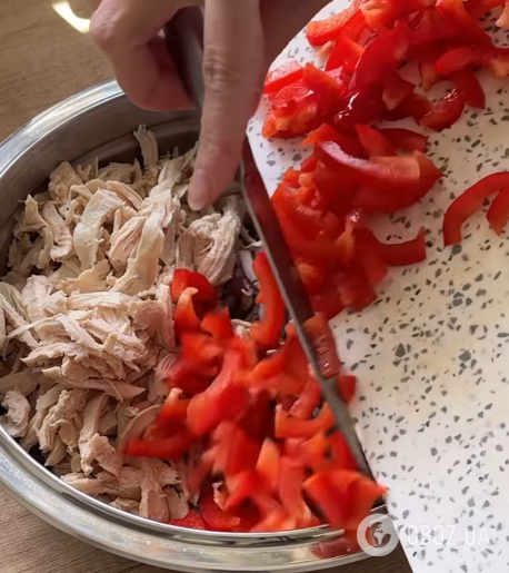 Какой вкусный салат приготовить с куриным филе: делимся элементарным рецептом
