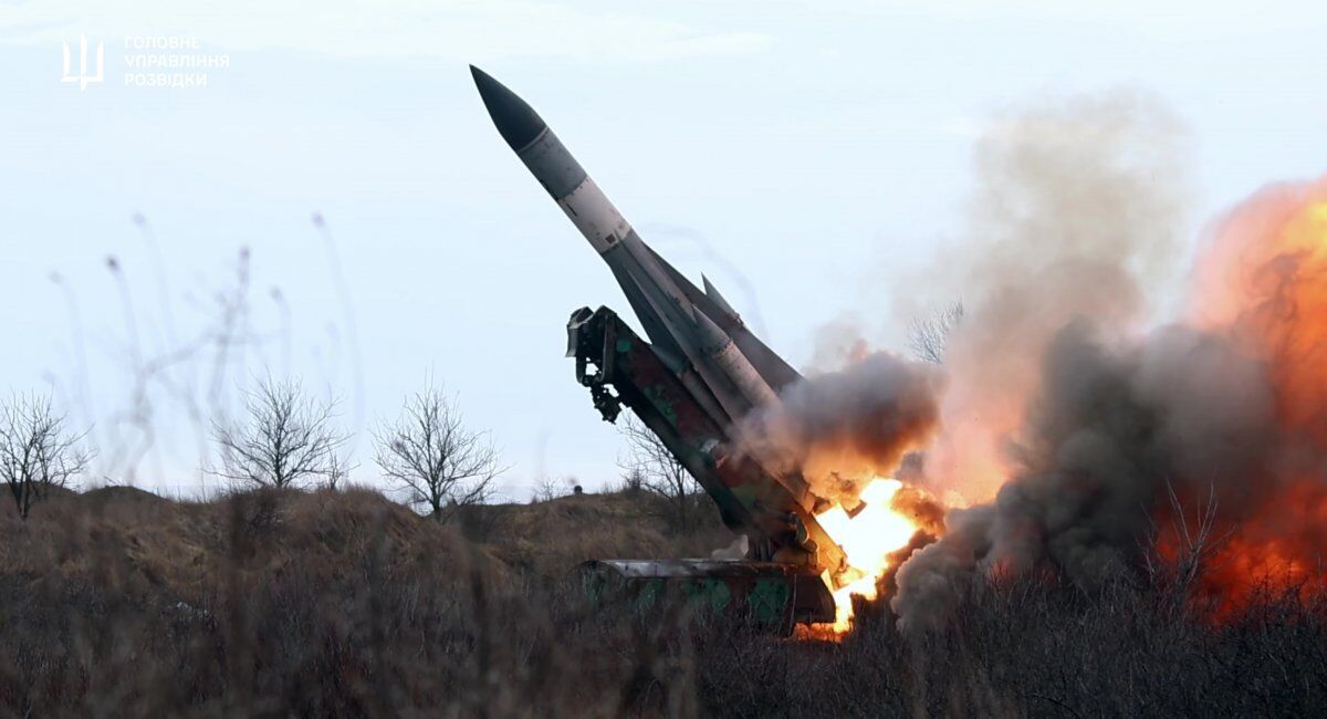 Ексклюзивні кадри: в ГУР вперше показали пуски ракет, які збили російські А-50 і Ту-22М3. Відео