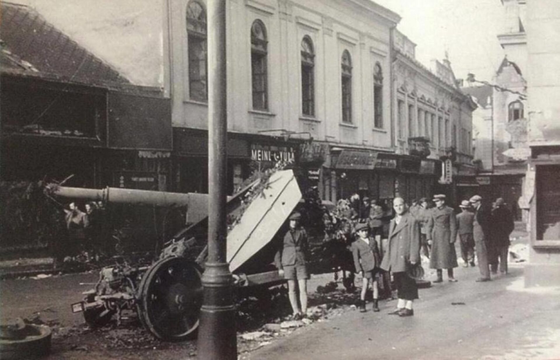 Каким был Ужгород во времена Второй мировой войны: архивные фото