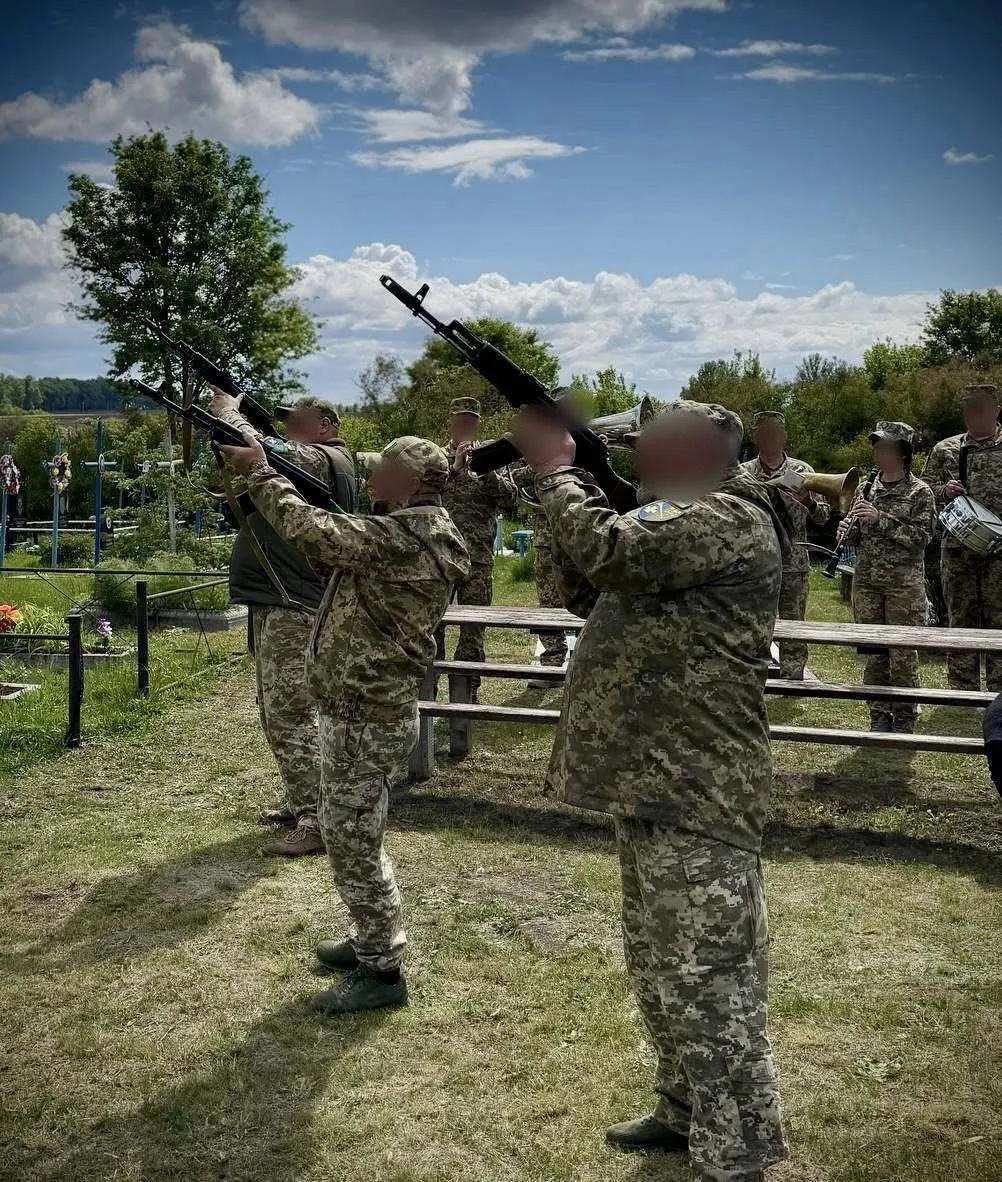 "Пройшов справжнє пекло війни": у боях за Україну загинув захисник з Полтавщини, нагороджений "Золотим Хрестом". Фото
