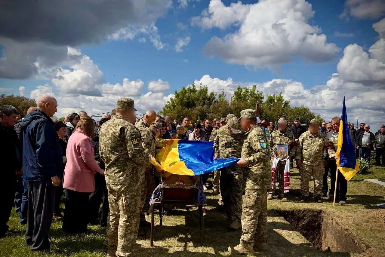 "Пройшов справжнє пекло війни": у боях за Україну загинув захисник з Полтавщини, нагороджений "Золотим Хрестом". Фото