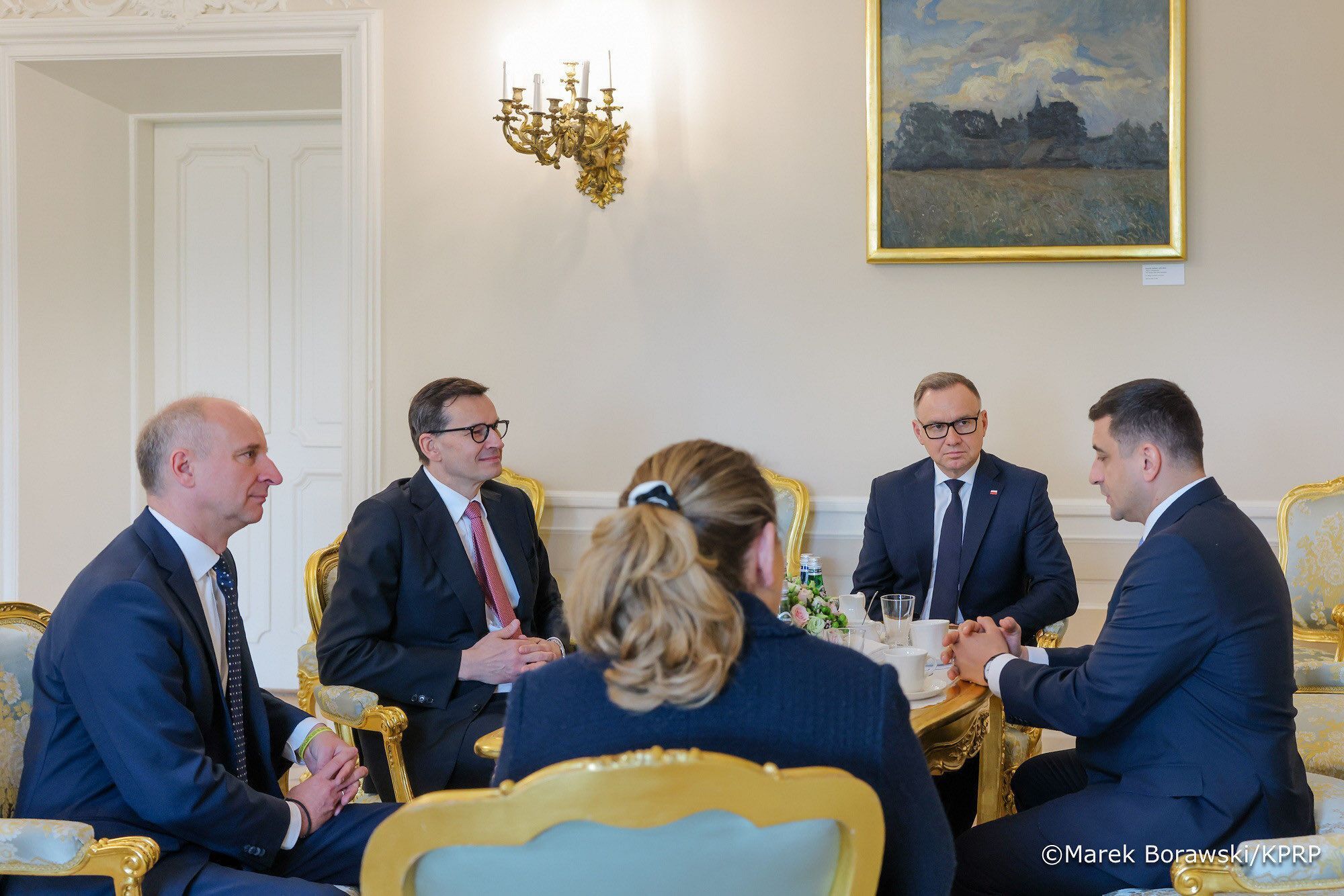 "Росія щаслива": Туск різко відреагував на зустріч ультраправих кандидатів у президенти Польщі та Румунії