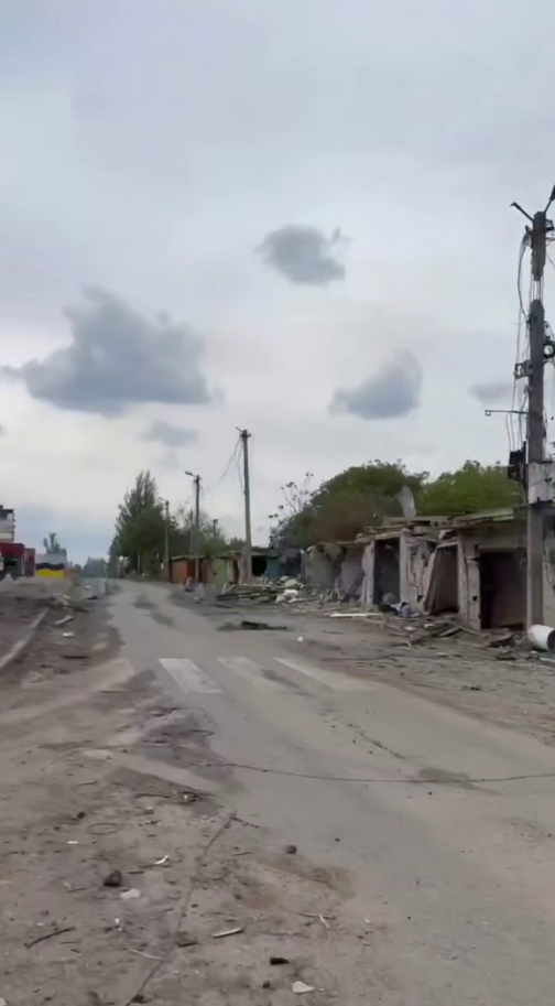 Рік тому там кипіло життя: у мережі показали, який вигляд має ринок у понівеченому окупантами Покровську. Відео