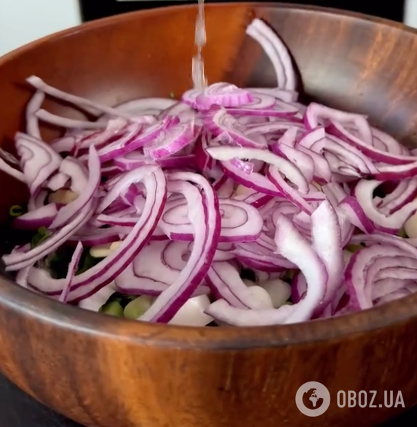 Луковый салат