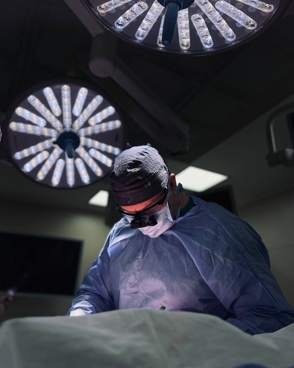 Клініка "Охматдит" отримала систему Thompson від Фонду Андрія Матюхи