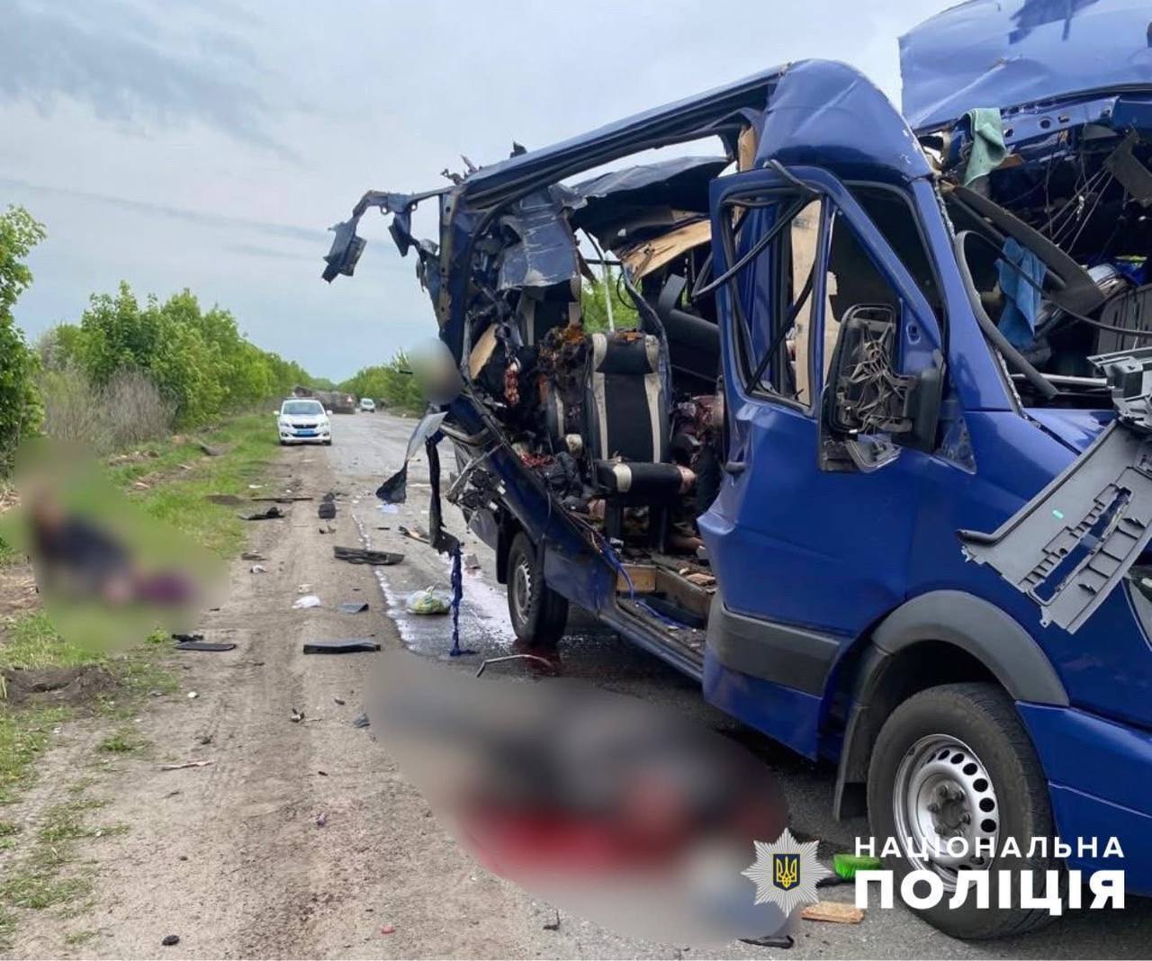 Оккупанты атаковали рейсовый автобус вблизи Белополья на Сумщине: 9 людей погибли, есть пострадавшие. Фото