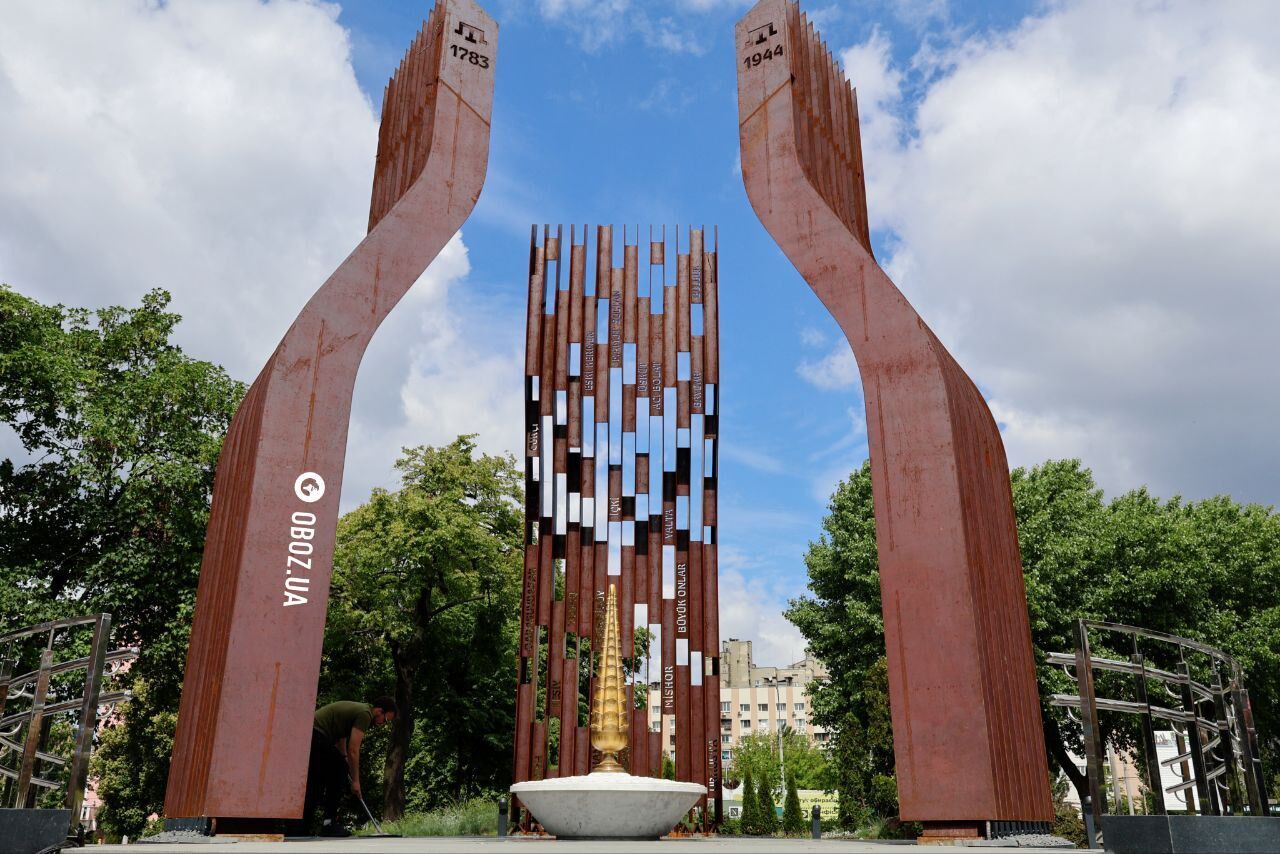 У Києві вшанували жертв геноциду кримськотатарського народу 1944 року. Фото і відео