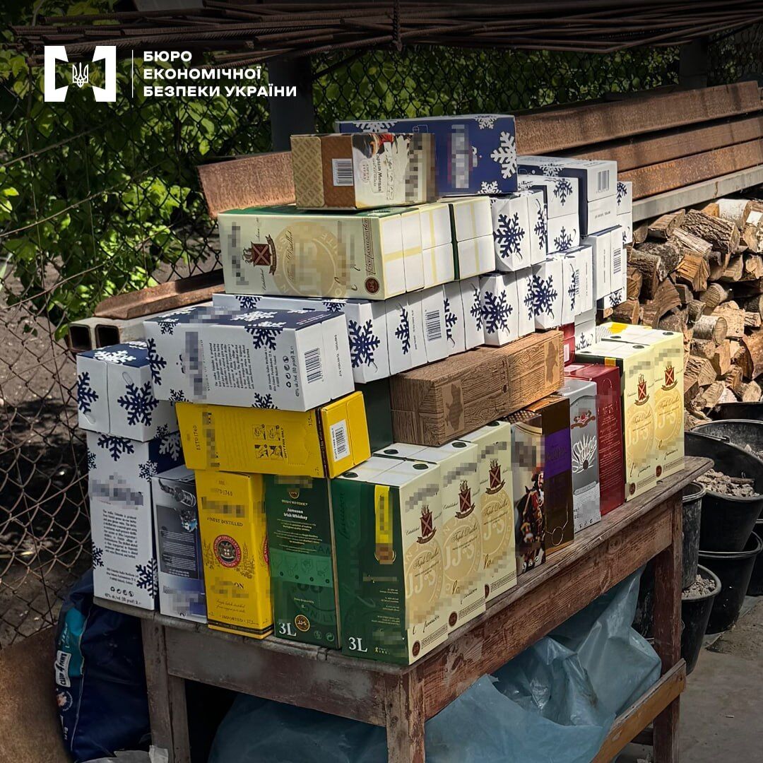 На Київщині під виглядом елітного алкоголю продавали контрафакт
