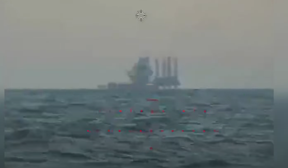 СБУ знищила ворожу РЛС та склади на газовидобувних платформах у Чорному морі: відео і деталі спецоперації