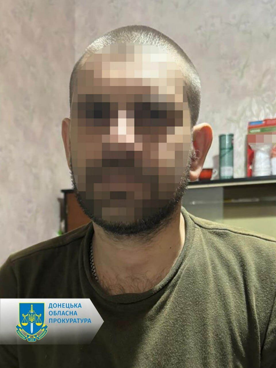 Взяли в плен как единственных уцелевших: в Украине бросили за решетку трех предателей с Донбасса, которые воевали на стороне России. Фото