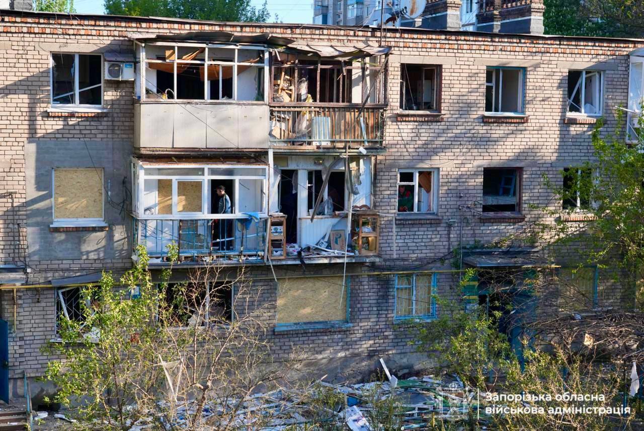 Росія завдала 11 ударів "Шахедами" по Запоріжжю: постраждав 31 мирний житель, серед них двоє дітей. Фото і відео