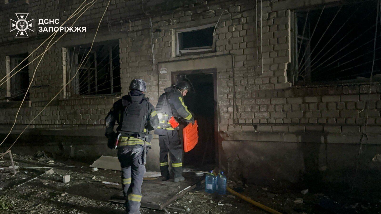 Росія завдала 11 ударів "Шахедами" по Запоріжжю: постраждав 31 мирний житель, серед них двоє дітей. Фото і відео